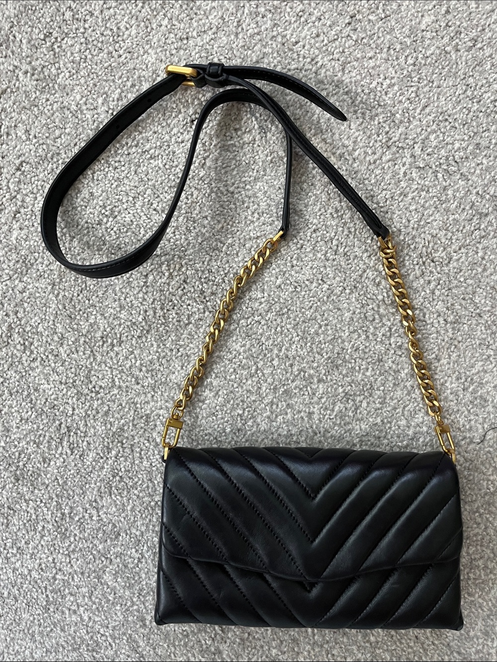 EUC Quince Black Quilted Crossbody with Gold Chain